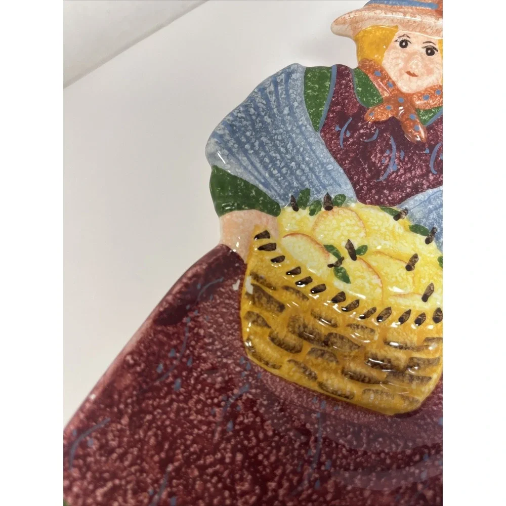 Enesco 90s Carol Endres Spoon Rest Storage Scouring Pad Holder Lady Basket